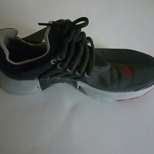 Nike presto sz 6y wmn 7.5